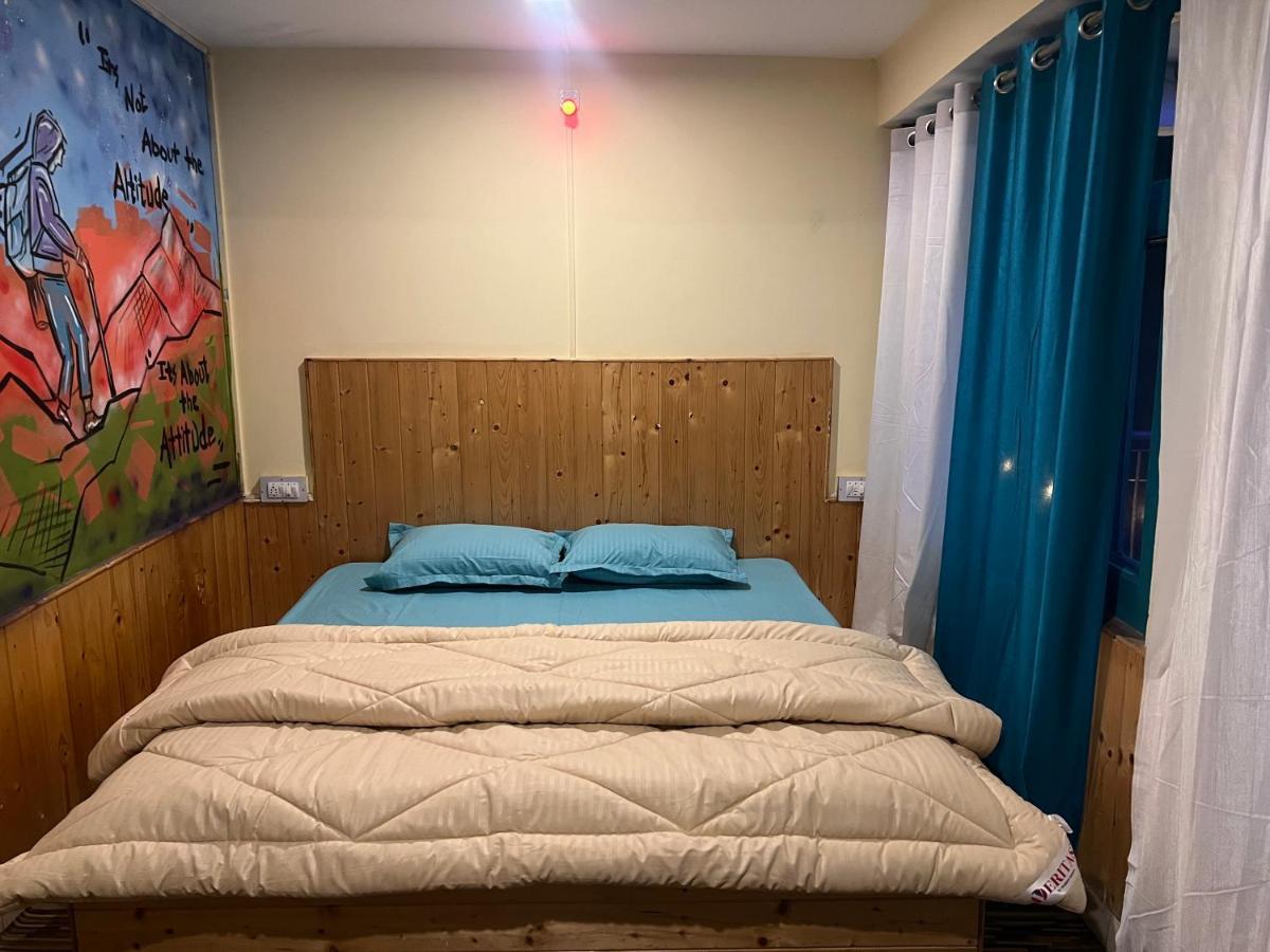 The Vagabond Manali Hostel Bagian luar foto